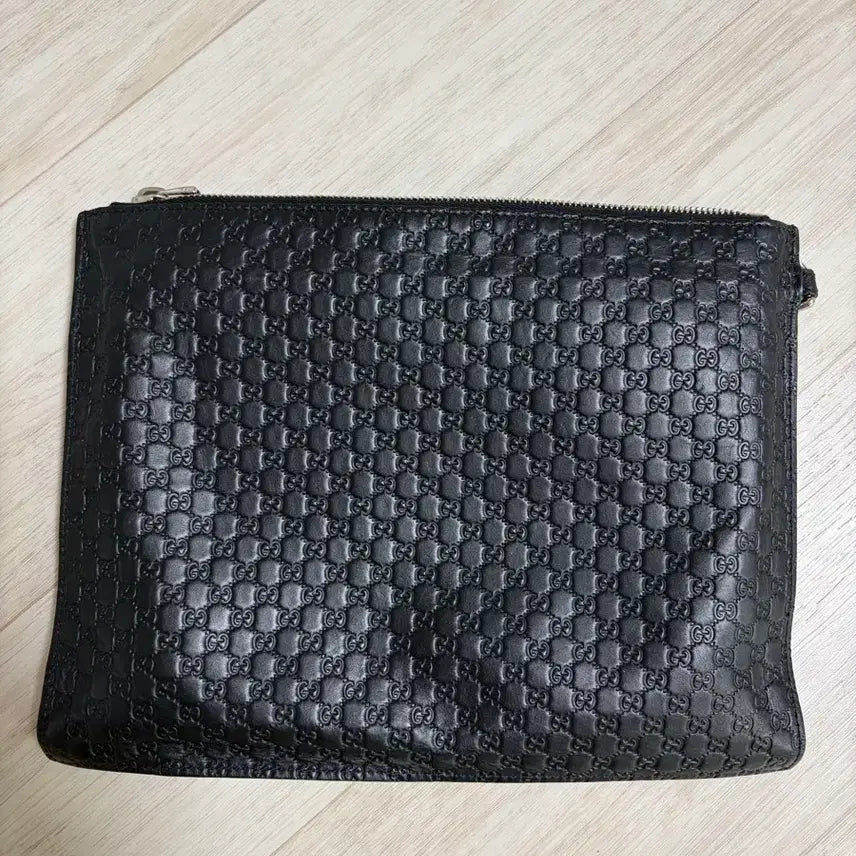 [BUNJANG] Gucci Microguccissima Leather Strap Clutch Bag / 구찌 마이크로시마 스트랩 래더 클러치백