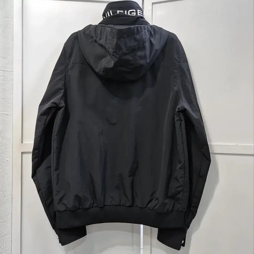 [BUNJANG] Tommy Hilfiger Windbreaker Jacket (Men) XS / 타미힐피거 바람막이 자켓 남성