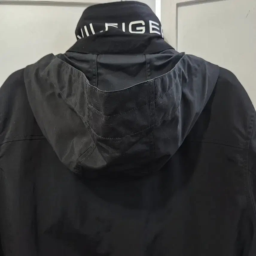 [BUNJANG] Tommy Hilfiger Windbreaker Jacket (Men) XS / 타미힐피거 바람막이 자켓 남성