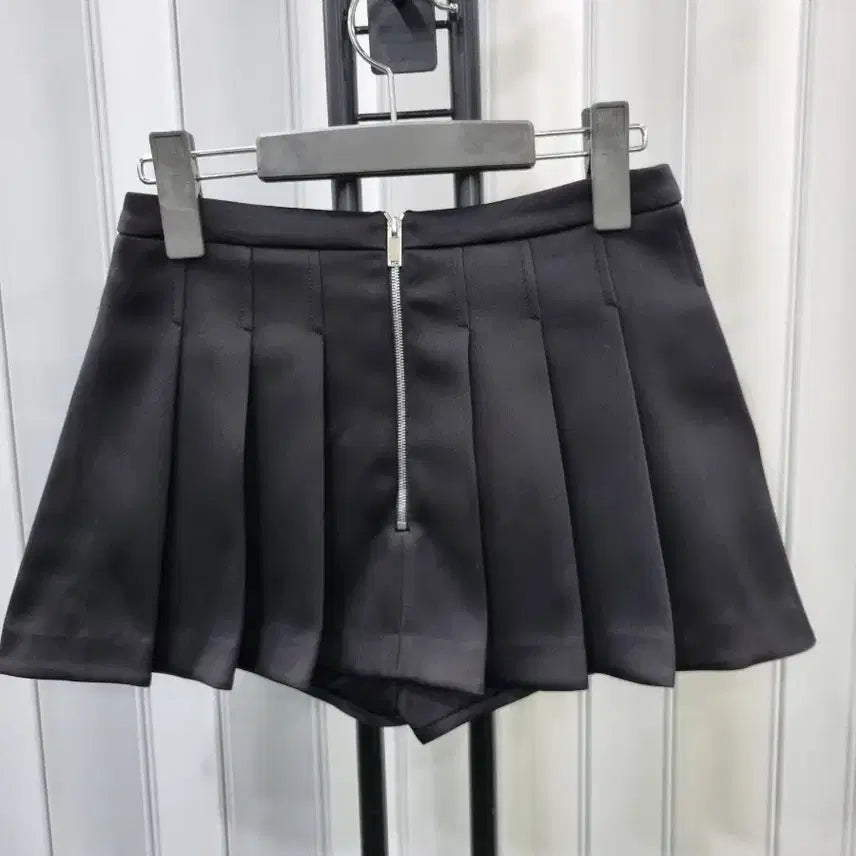[BUNJANG] YCH Pleated Mini Skirt / YCH블랙 플리츠 미니스커트