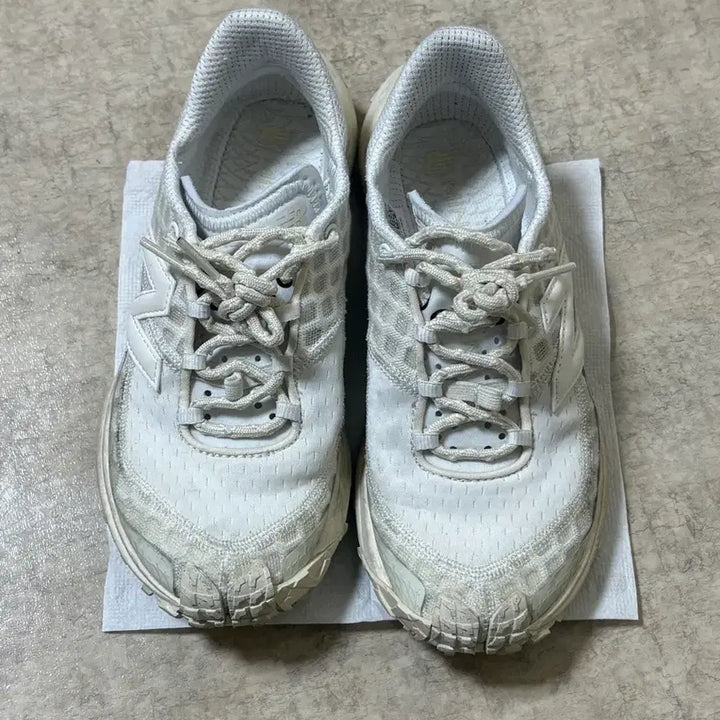 [BUNJANG] New Balance Minimus Trail White / 뉴발란스 미니머스 트레일 화이트 230