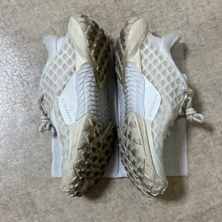 [BUNJANG] New Balance Minimus Trail White / 뉴발란스 미니머스 트레일 화이트 230