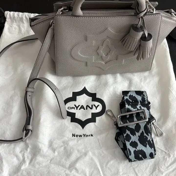 [BUNJANG] Oryany Nerit Handbag / 오야니 네리트 가방