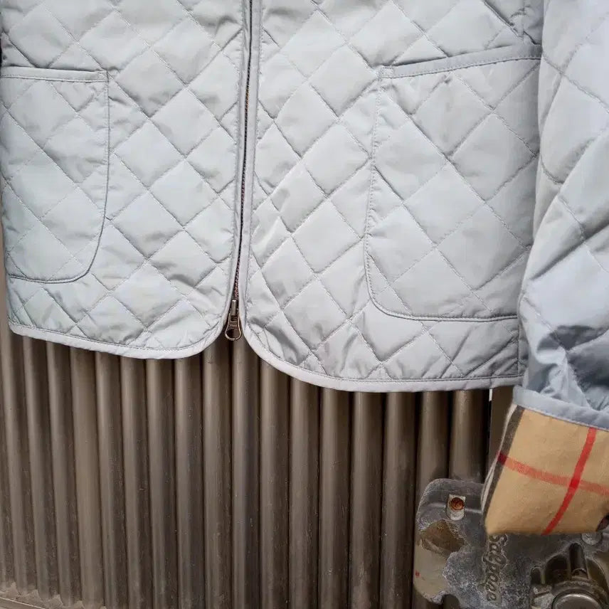 [BUNJANG] Burberry Women's Quilted Jacket - Light Blue / 정품 버버리 여성 퀼팅 자켓 라이트블루 상태양호