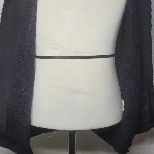 [BUNJANG] FILA Black Windbreaker Vest M / 휠라 FILA 블랙 바람막이 조끼M