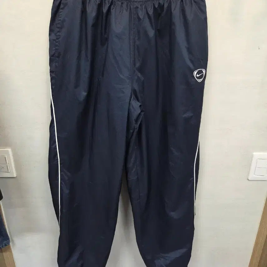 [BUNJANG] Nike Old School Soccer Padded Windproof String Pants / 나이키 올드스쿨 축구 패딩 방풍 스트링팬츠 xl xxl