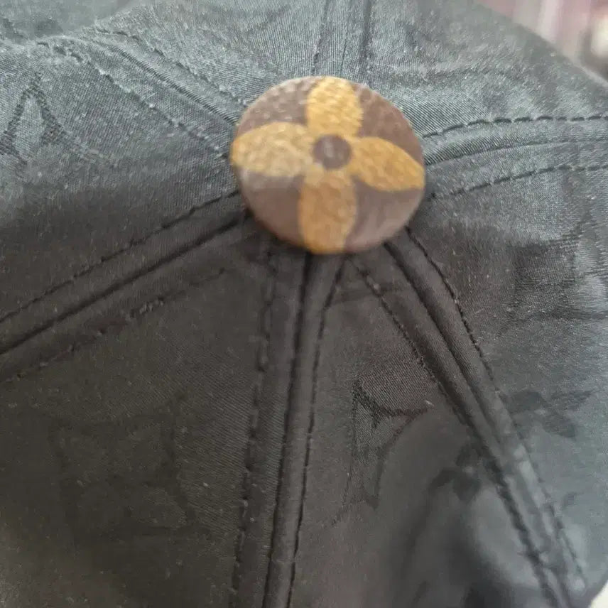 [BUNJANG] Louis Vuitton Monogram Black Ball Cap / 루이비통 모노그램 블랙 볼캡M싸이즈