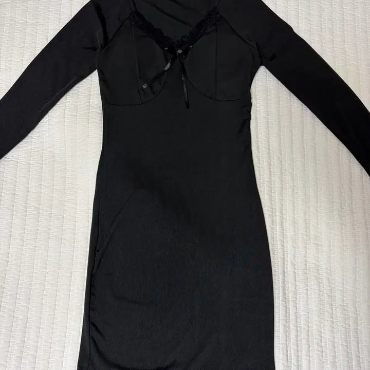 [BUNJANG] Ribbon Lace Mini Dress / 교신가능) 쫀쫀 리본 레이스 미니 원피스