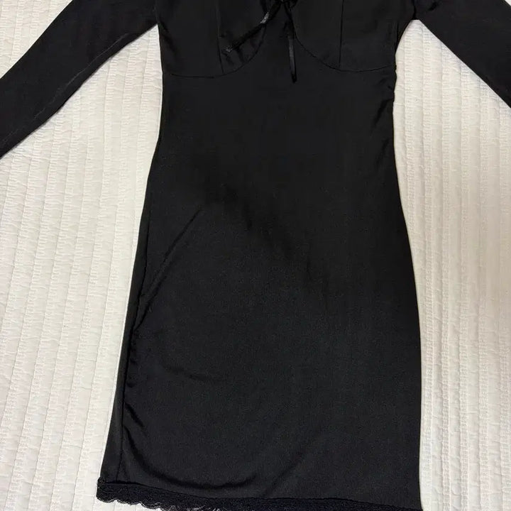 [BUNJANG] Ribbon Lace Mini Dress / 교신가능) 쫀쫀 리본 레이스 미니 원피스