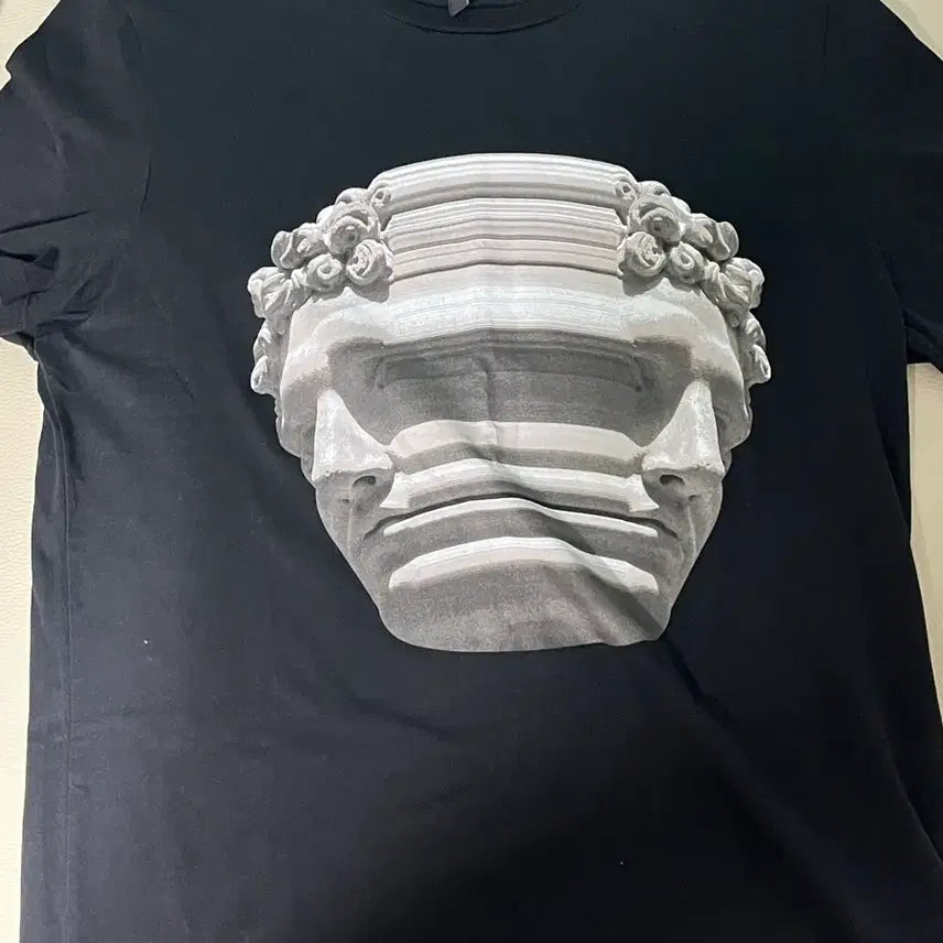 [BUNJANG] Neil Barrett Black T-shirt Stone Print / 닐바렛 블랙 반팔 티셔츠 스톤 프린팅