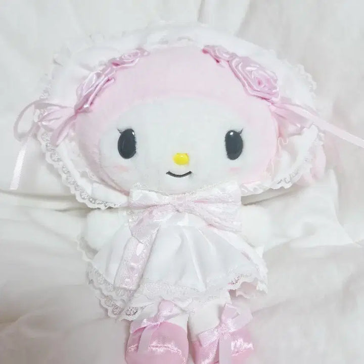 [BUNJANG] White Frill My Melody Medium Plush / 화이트프릴 마이멜로디 중형 누이