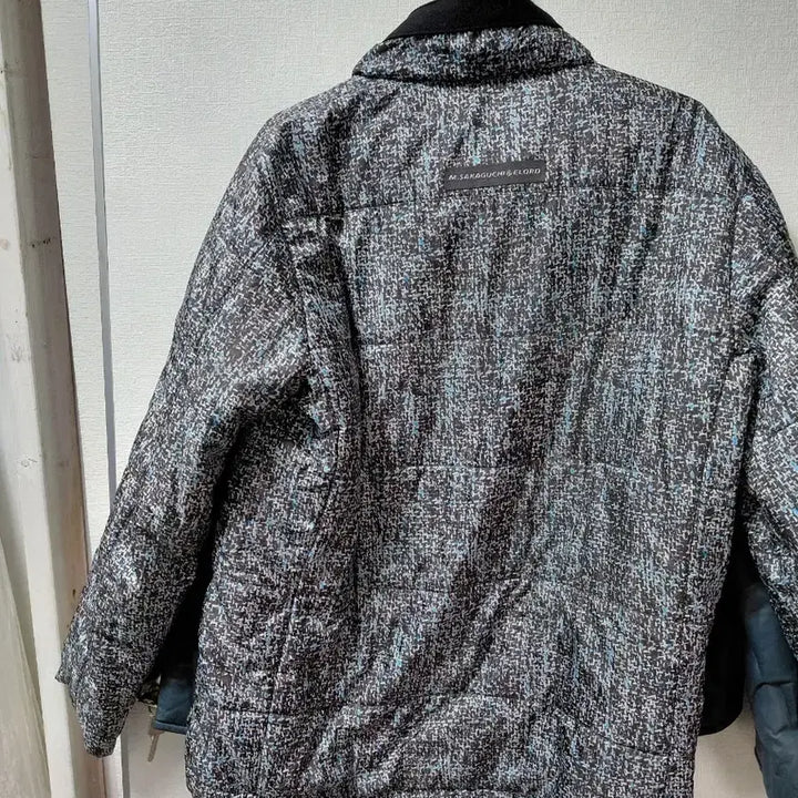 [BUNJANG] Generic Men's Yellow Jumper 105 / 남성엘로점퍼 105