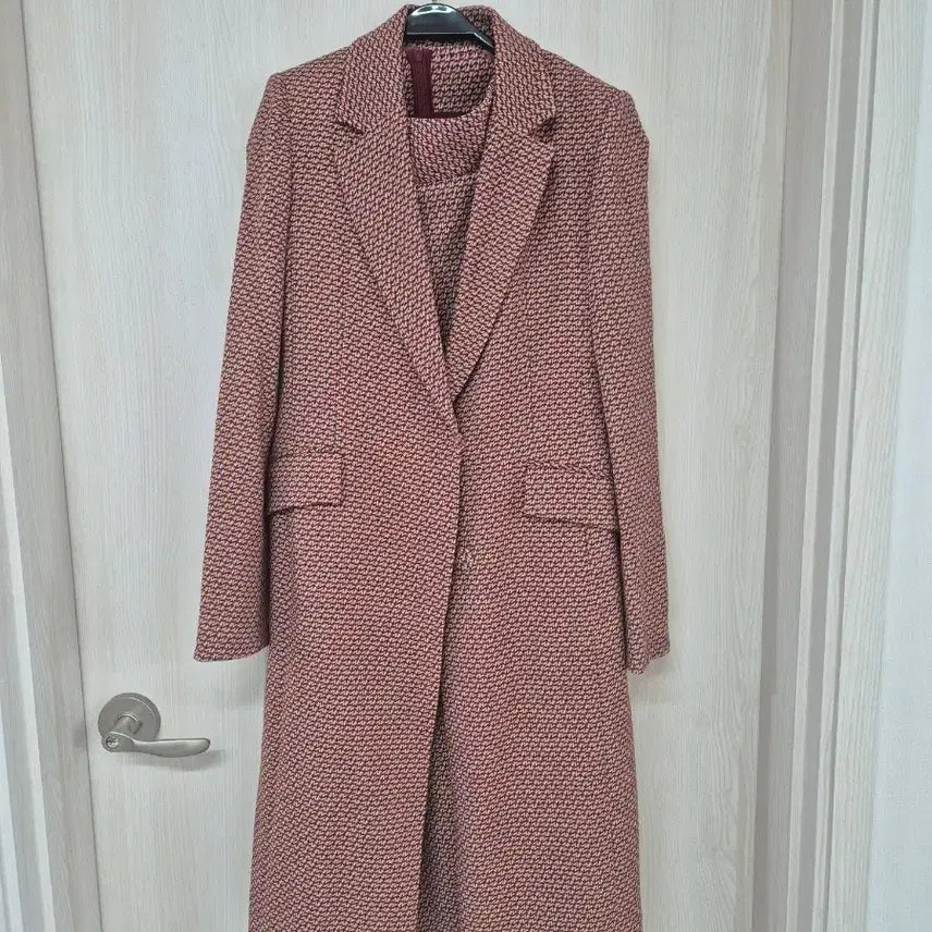 [BUNJANG] Zigot Dress Coat Set / 지고트 원피스 코트 세트