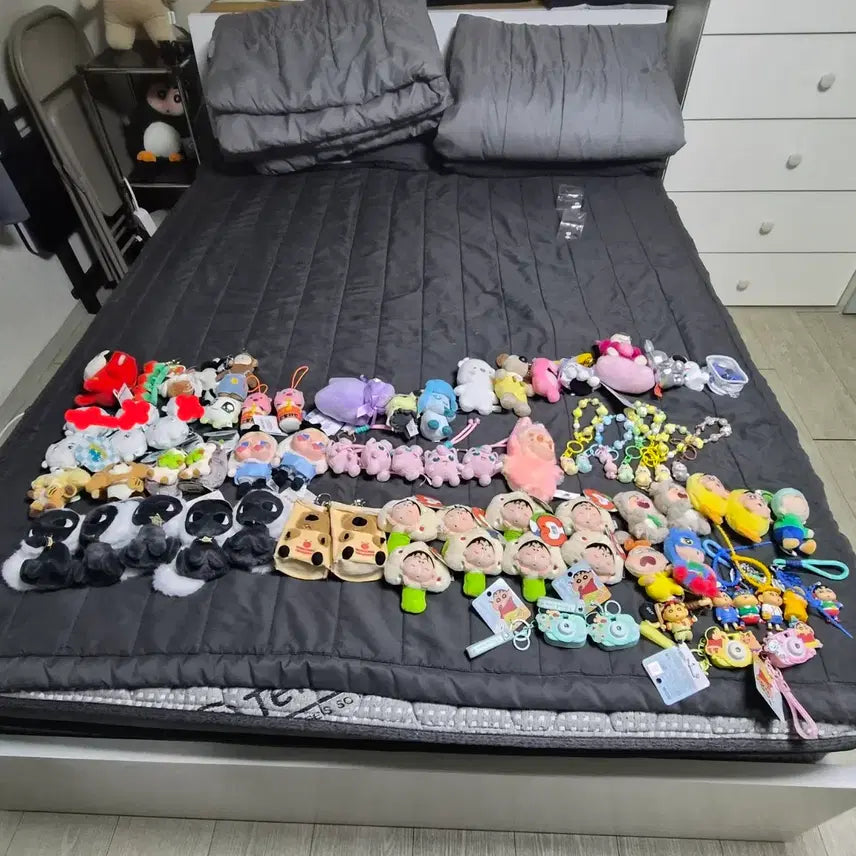 [BUNJANG] Assorted Plush Keyring Bundle (73 Pieces) / 수집 한 인형 키링 88개 새제품