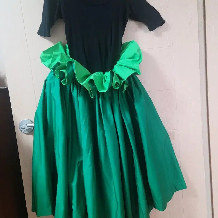 [BUNJANG] Hula Dance Performance Costume Set / 하와이훌라댄스.파우.공연.연습복