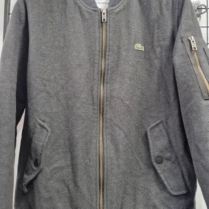 [BUNJANG] Lacoste Wool Polyester Bomber Jacket / 95-100L 라코스테 울 폴리에스터 봄버 자켓 카키.