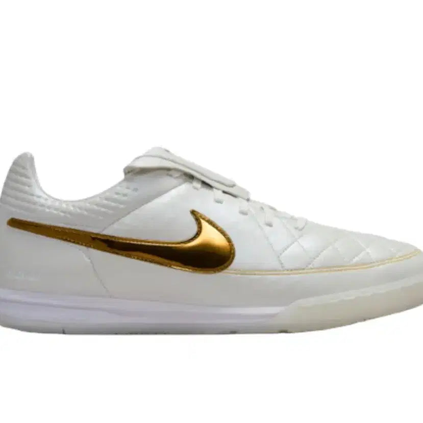 [BUNJANG] Nike Tiempo Legend RGN IC SE Sneakers / 나이키 티엠포 레전드 호나우지뉴 RGN IC SE 275