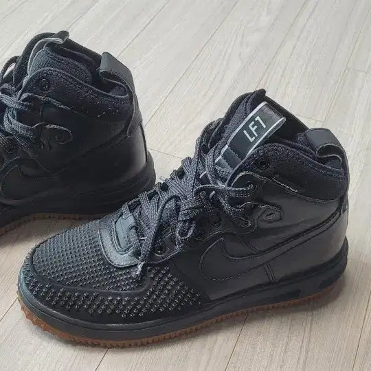 [BUNJANG] Nike LF1 Lunar Force Black Mid Sneakers 270 / 나이키 LF1 루나포스 블랙 미드 스니커즈 270
