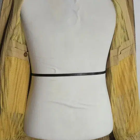 [BUNJANG] NYXEVE Beige Bomber Jacket (Size 100) / NYXEVE 베이지색 봄버 자켓100