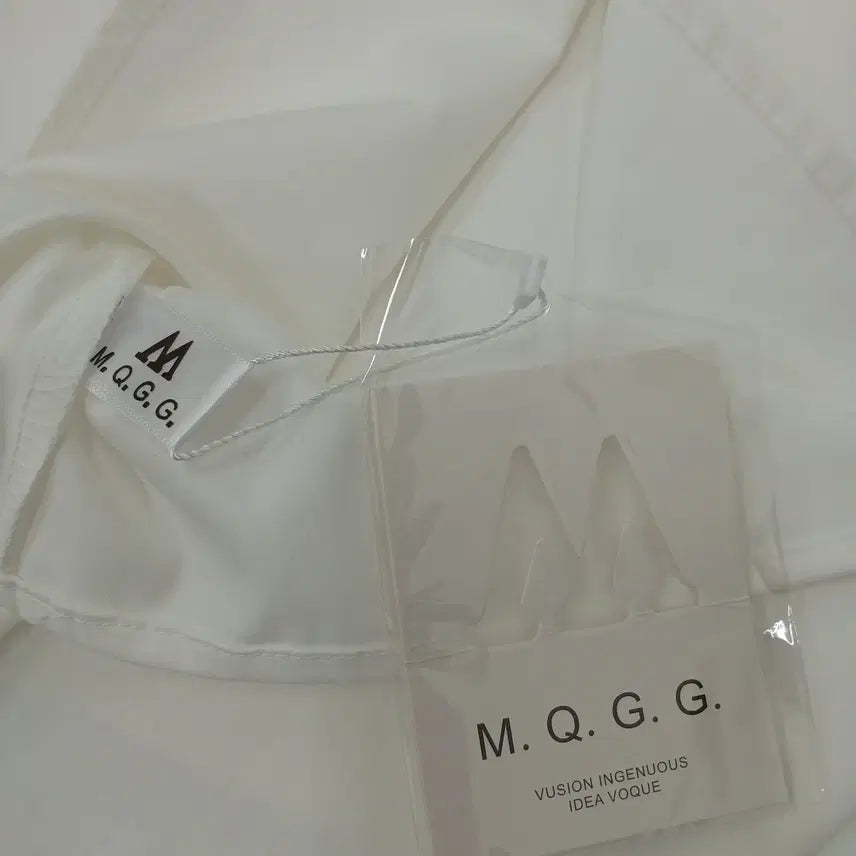 [BUNJANG] V-Neck Blouse & Bustier Set / 뷔스티에 블라우스 셋업