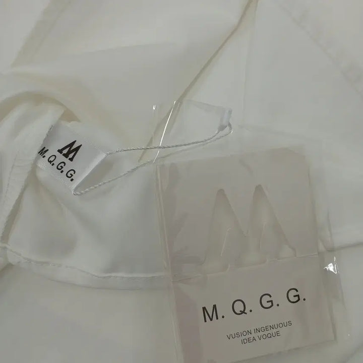 [BUNJANG] V-Neck Blouse & Bustier Set / 뷔스티에 블라우스 셋업