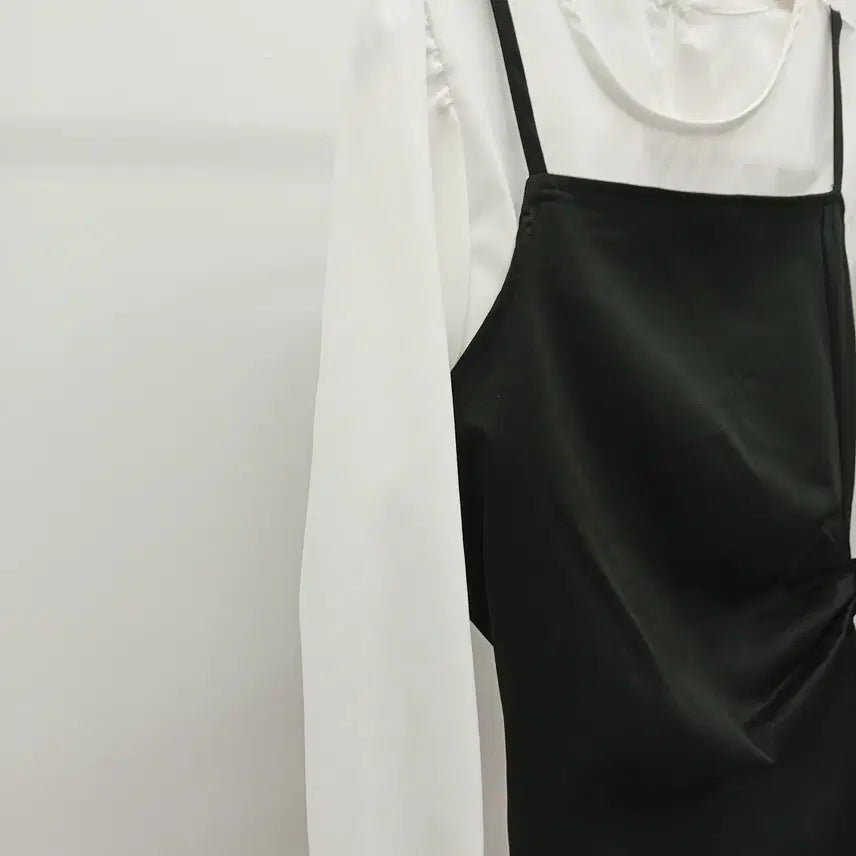 [BUNJANG] V-Neck Blouse & Bustier Set / 뷔스티에 블라우스 셋업