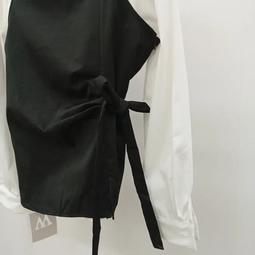 [BUNJANG] V-Neck Blouse & Bustier Set / 뷔스티에 블라우스 셋업