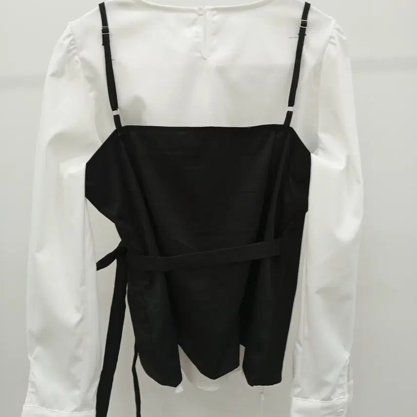 [BUNJANG] V-Neck Blouse & Bustier Set / 뷔스티에 블라우스 셋업