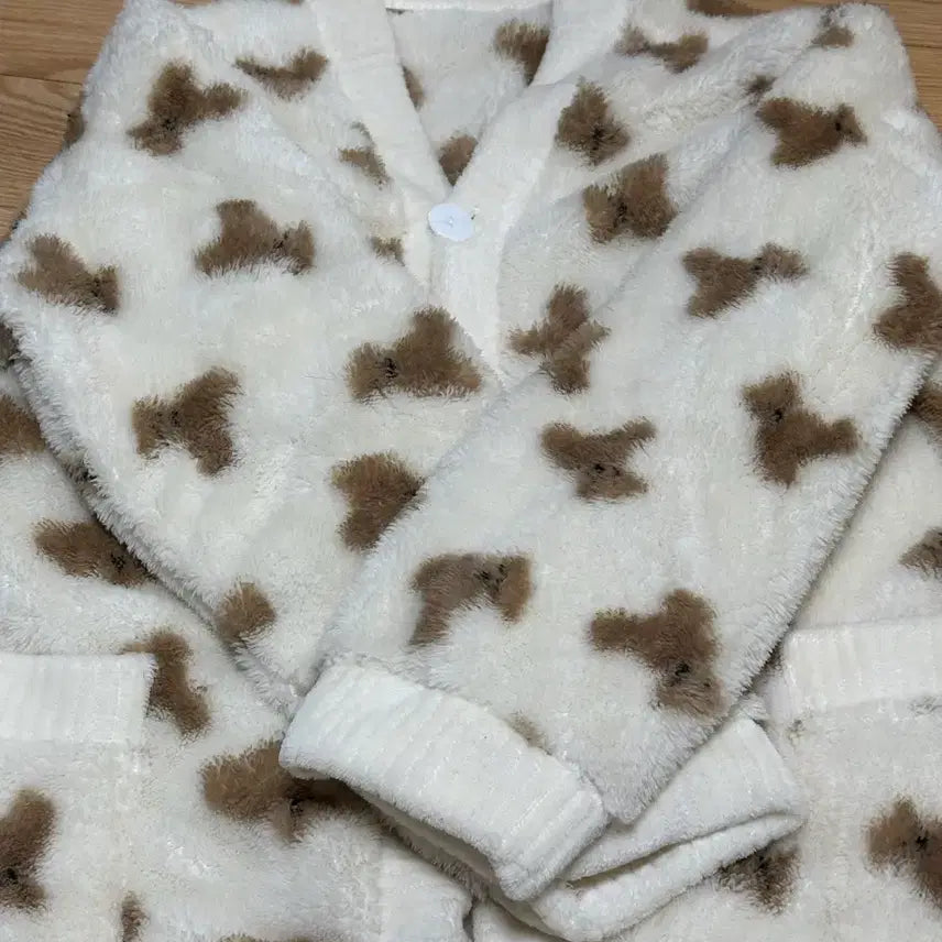 [BUNJANG] Teddy Bear Fleece Pajama Set / 곰돌이 잠옷 상하의 세트