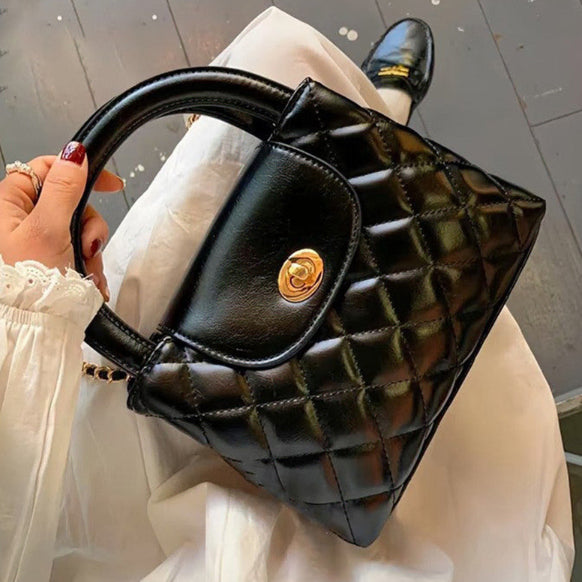 [SOLD OUT] 무료배송 로맨틱 퀼팅 체인 미니 크로스백