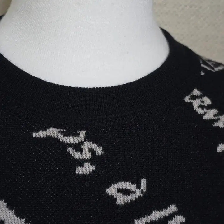 [BUNJANG] Time Lettering Knit Top / 한섬)타임 레터링 니트티F