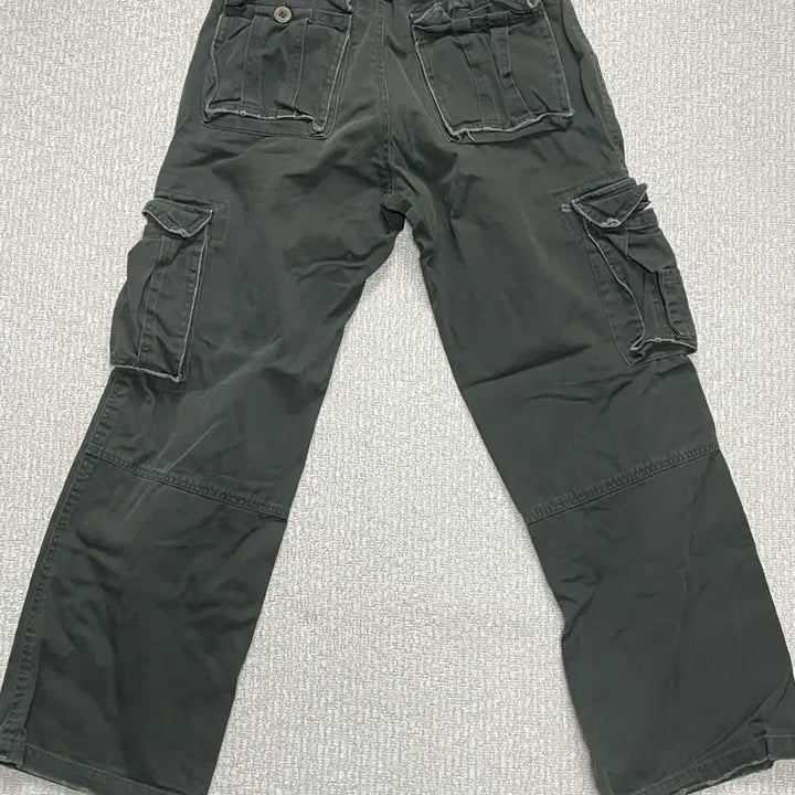 [BUNJANG] Vintage Y2K Khaki Cargo Pants / 빈티지 y2k 카키 카고팬츠
