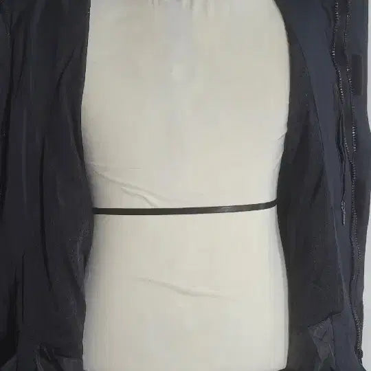 [BUNJANG] Valenti Men's Windbreaker Jacket / Valenti 발렌티 남성 바람막이 자켓95