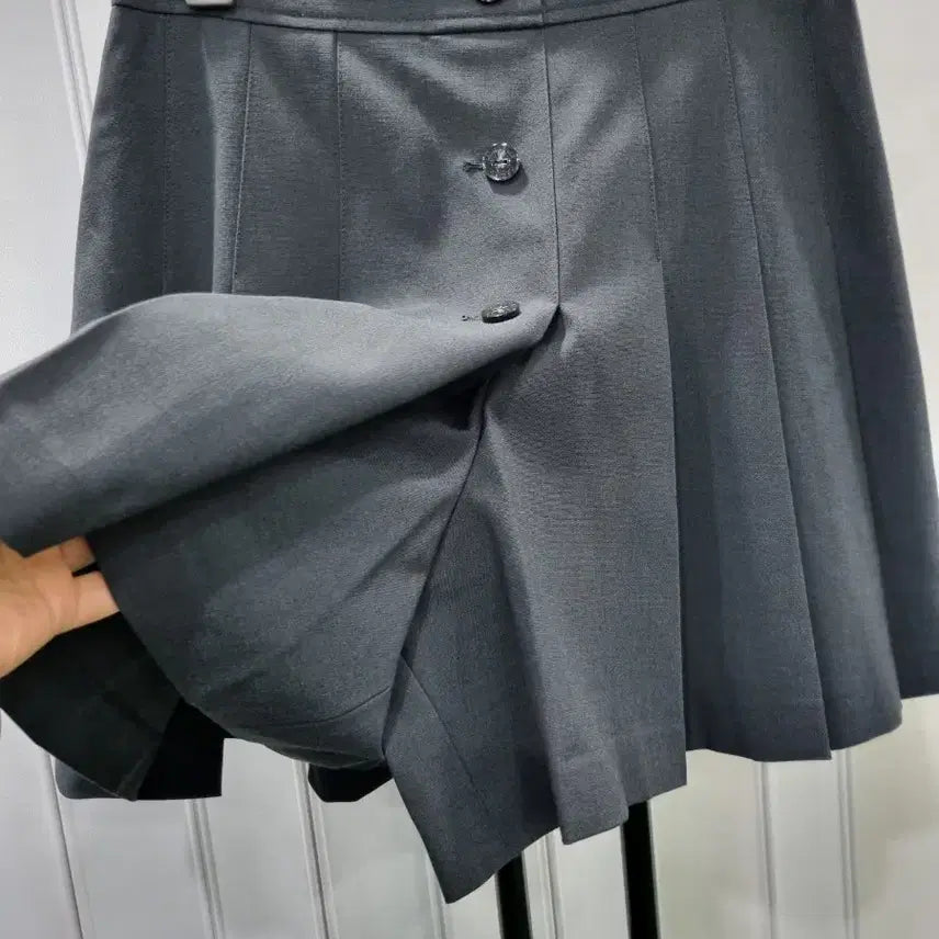 [BUNJANG] SJ Plaza Pleated Skirt Pants / SJ SJ 플라자 플리츠 스커트바지