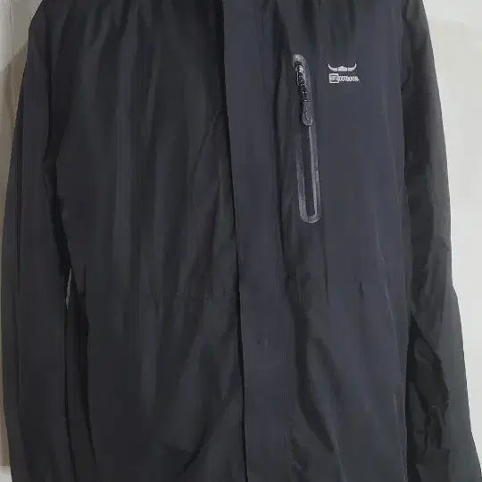 [BUNJANG] Buffalo Black Hooded Windbreaker Jacket / 버팔로 블랙 후드 바람막이 자켓100