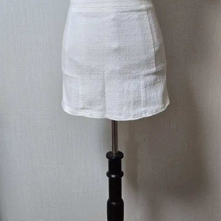[BUNJANG] CATWALK White Spandex Mini Skirt / 캣워크 : 화이트 스판 미니 스커트