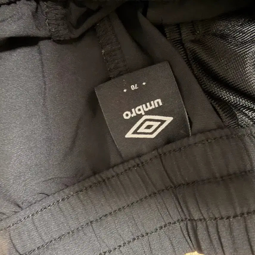 [BUNJANG] Umbro Jogger Pants / 엄브로 조거팬츠