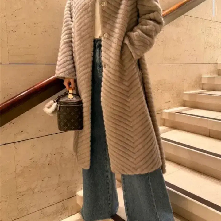 [BUNJANG] Closet Nine Vegan Mink Long Coat - Gray, S / 클로젯나인 사선 비건 밍크 롱 코트 - 그레이,S