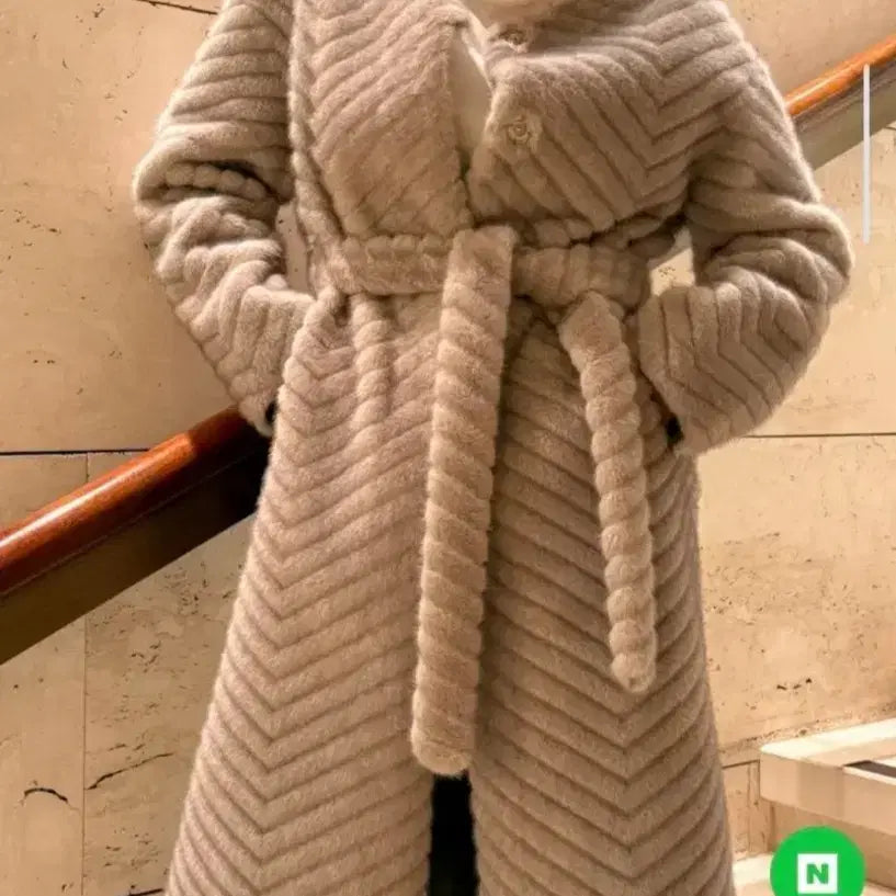 [BUNJANG] Closet Nine Vegan Mink Long Coat - Gray, S / 클로젯나인 사선 비건 밍크 롱 코트 - 그레이,S