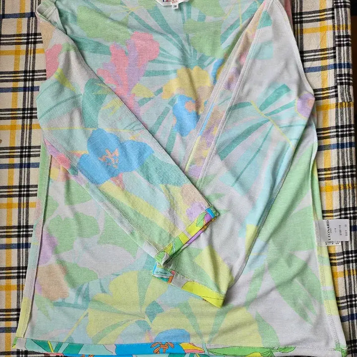 [BUNJANG] LEONARD Blouse (Size 38) / 레오나드 LEONARD 블라우스 38사이즈