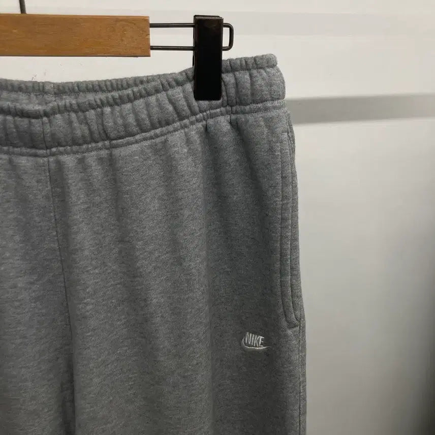 [BUNJANG] Nike Oversized Sweat Pants / 나이키 신형 오버사이즈 핏 스웻 팬츠 32인치 전후