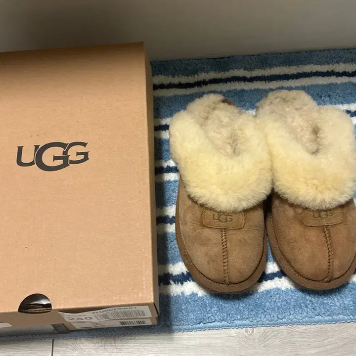 [BUNJANG] UGG Slippers 240 / ugg 어그 슬리퍼 240