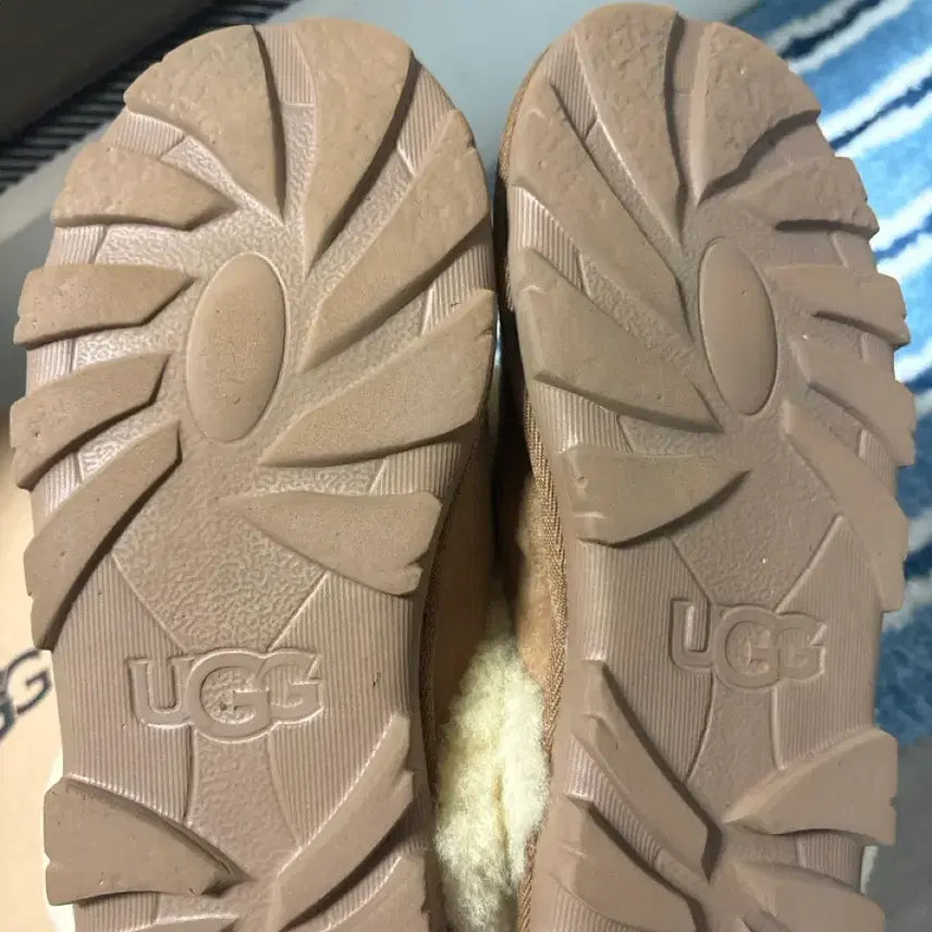 [BUNJANG] UGG Slippers 240 / ugg 어그 슬리퍼 240