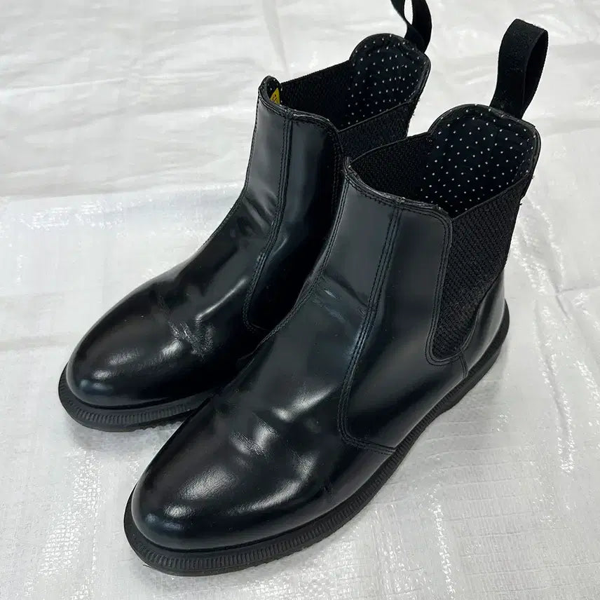 [BUNJANG] Dr. Martens Flora Chelsea Boots UK7 / 닥터마틴 플로라 첼시 부츠 워커 UK7 255-260mm