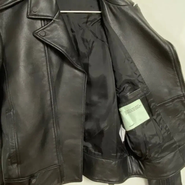 [BUNJANG] Off-White Leather Jacket / 오프화이트가죽자켓