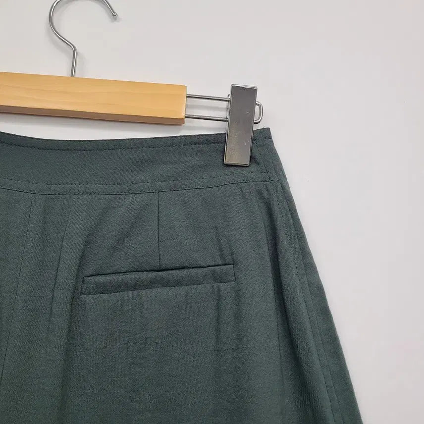 [BUNJANG] Olive Des Olive Wrap Skort Dark Green / 올리브데올리브 랩 스커트 치마바지 다크 그린/55/앨리스/ 405