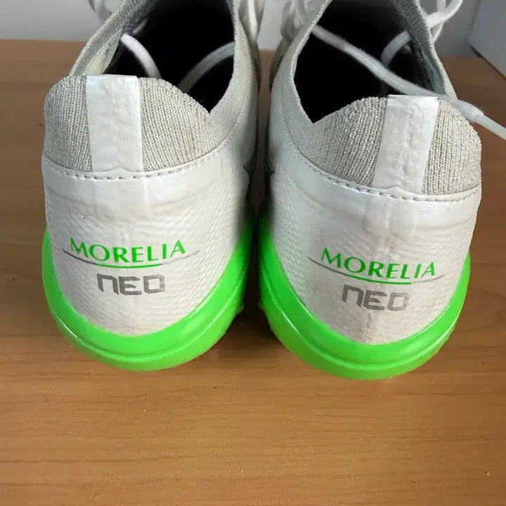[BUNJANG] Mizuno Morelia Neo Soccer Cleats / 미즈노 모렐리아 네오 쇠뽕 265 일본산