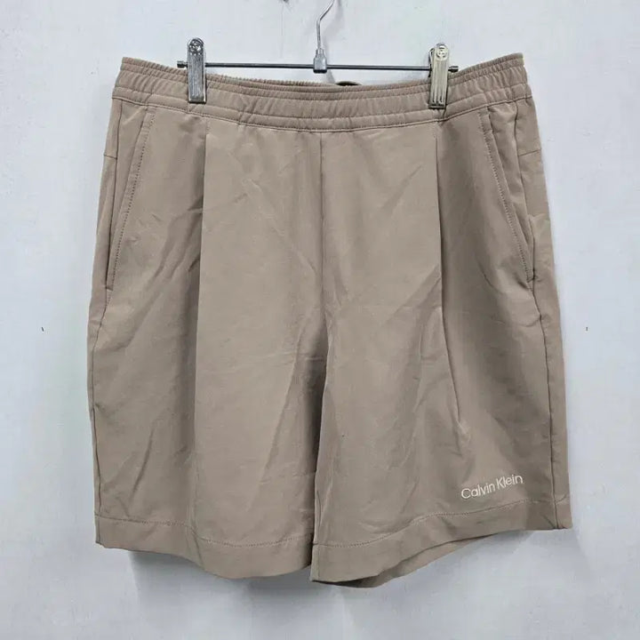 [SOLD OUT] [정품/M] 캘빈클라인 남성 반바지     DD