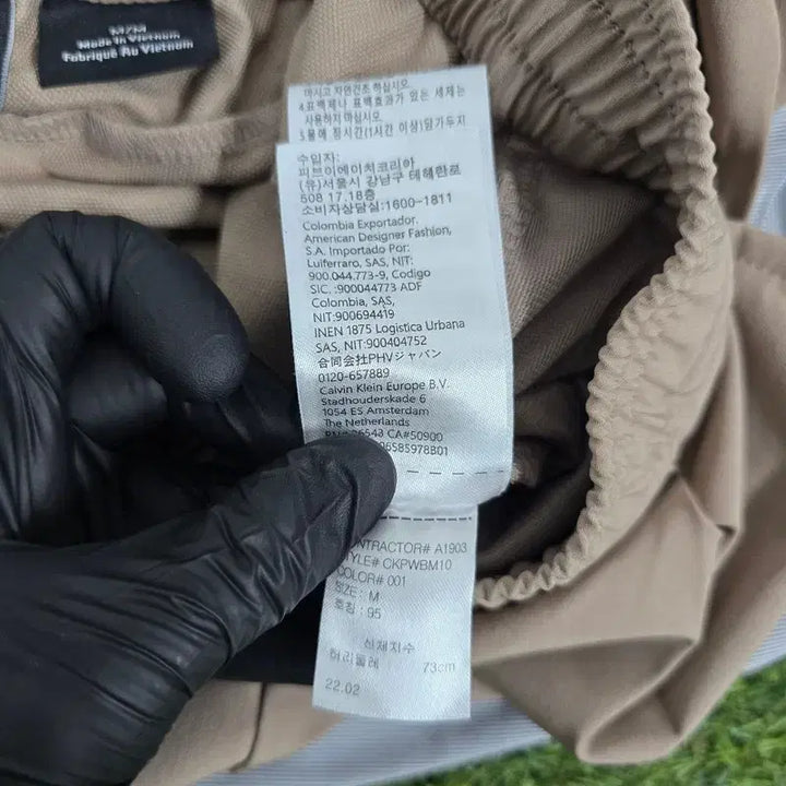 [SOLD OUT] [정품/M] 캘빈클라인 남성 반바지     DD