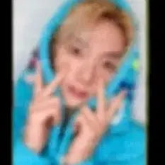 [BUNJANG] BOYNEXTDOOR Sungho Hooded T-shirt Photocard / 성호/배송비 없음) 보이넥스트도어 후드티 포카 판매합니다